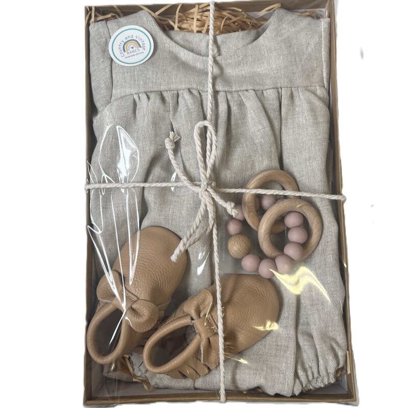 Baby Girl Gift Bundle 000