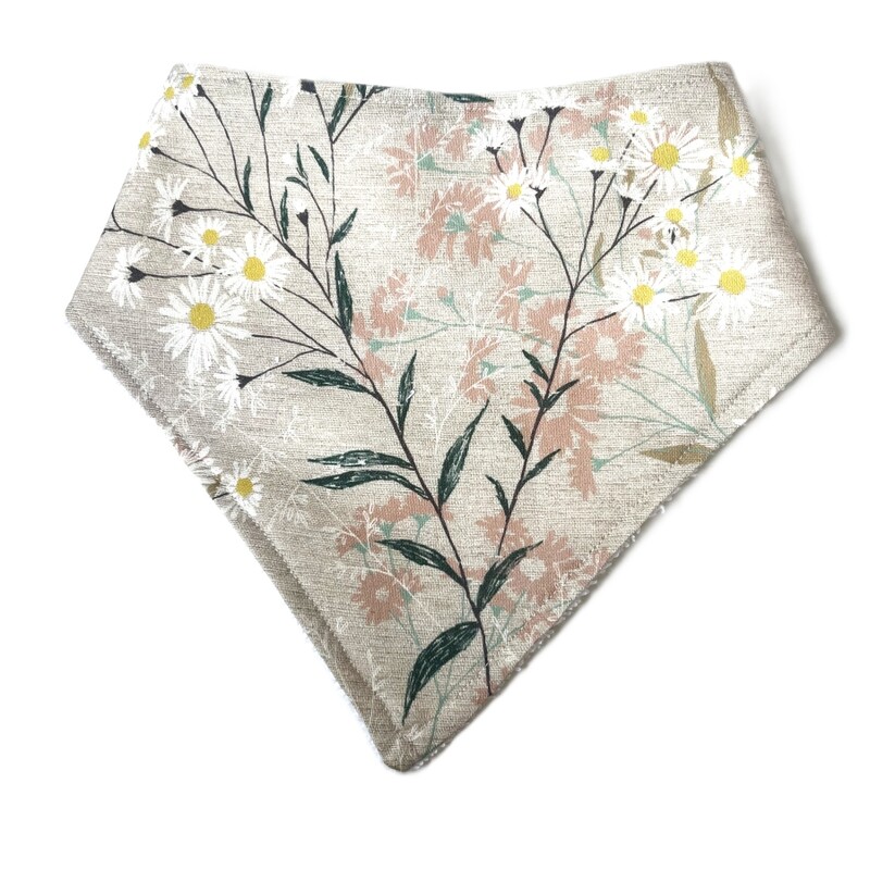 Country garden Dribble Bib
