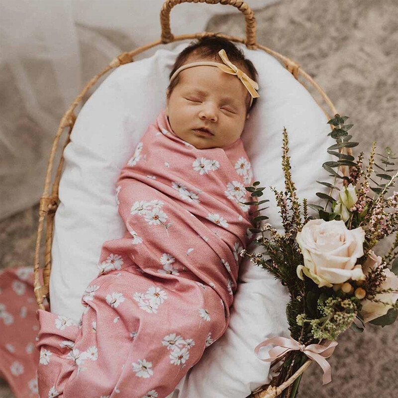 Snuggle Hunny Jersey Wrap Set Daisy